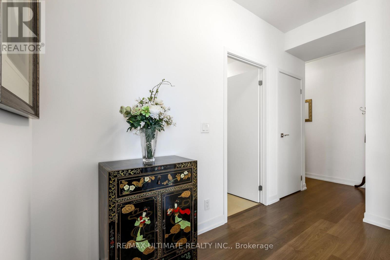 #1812 98 LILLIAN STREET - 14