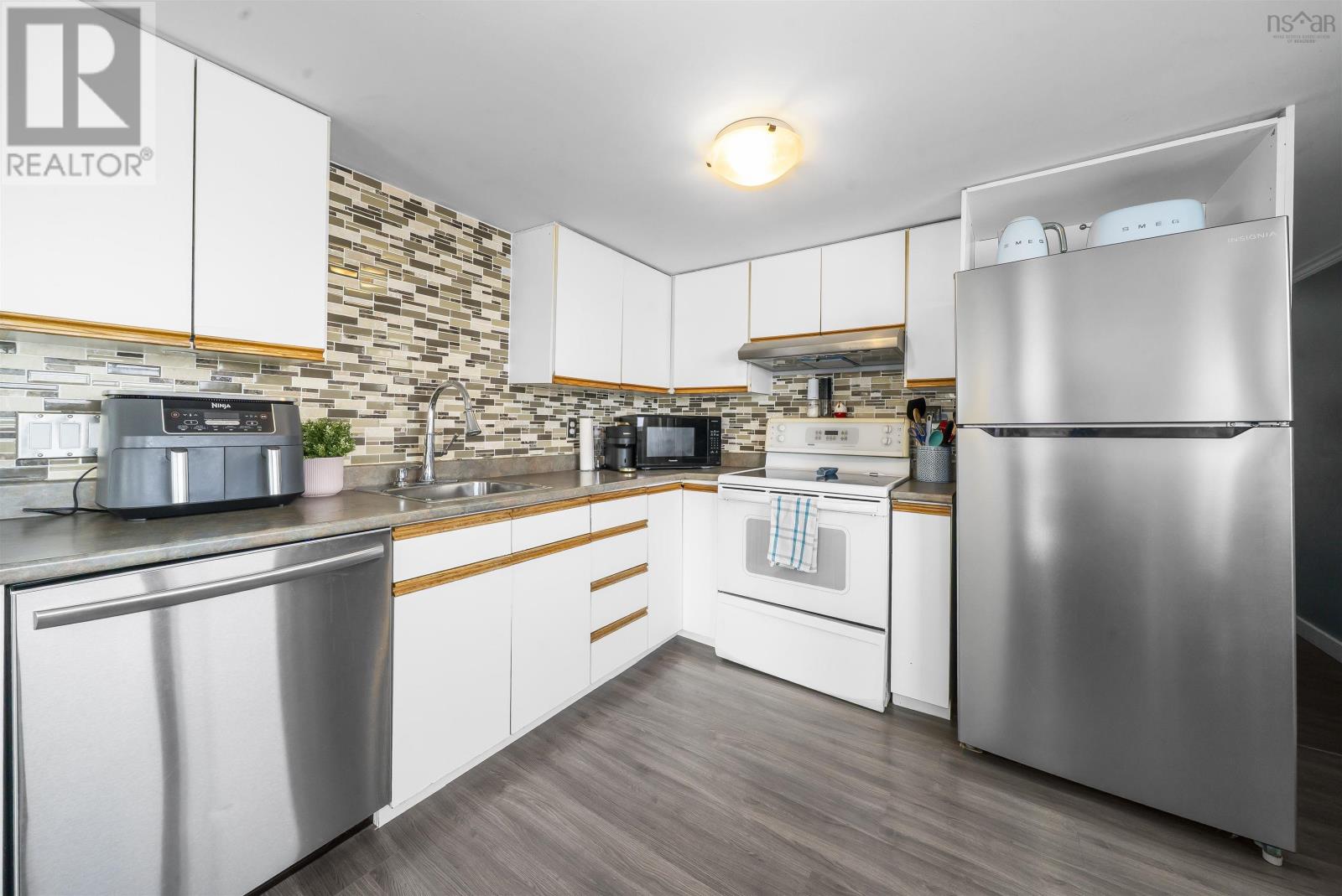 7 Hillside Drive - 39