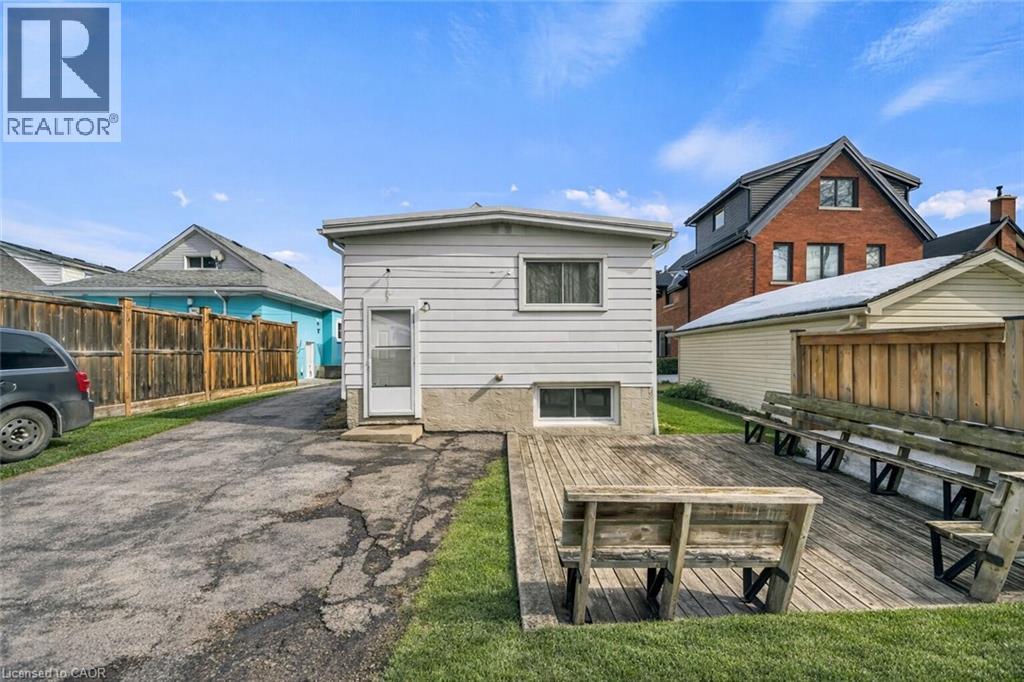 141 SAMUEL Street - 36