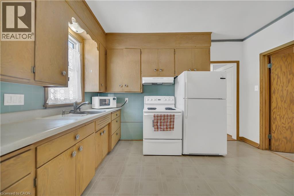 141 SAMUEL Street - 16