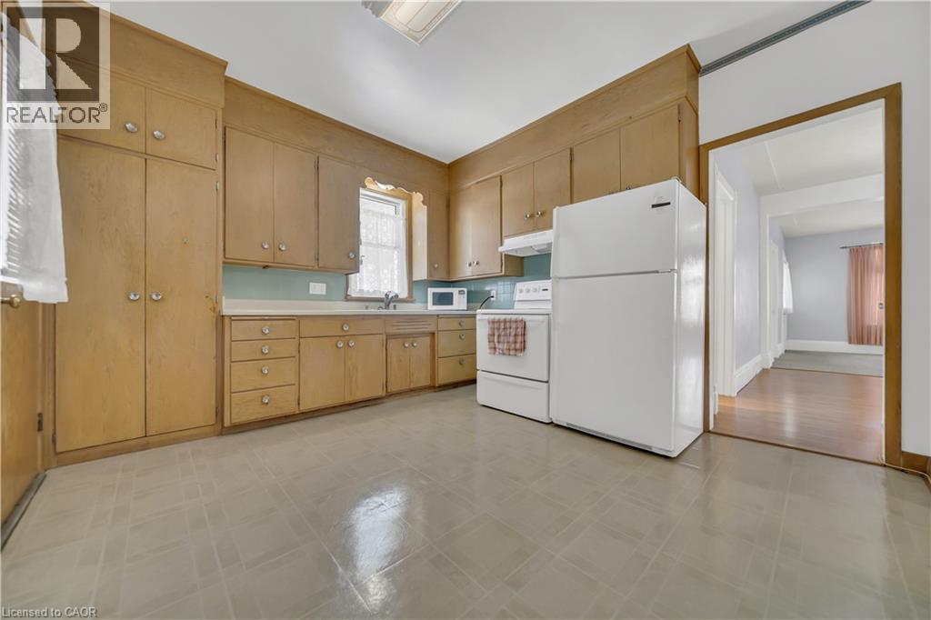 141 SAMUEL Street - 15