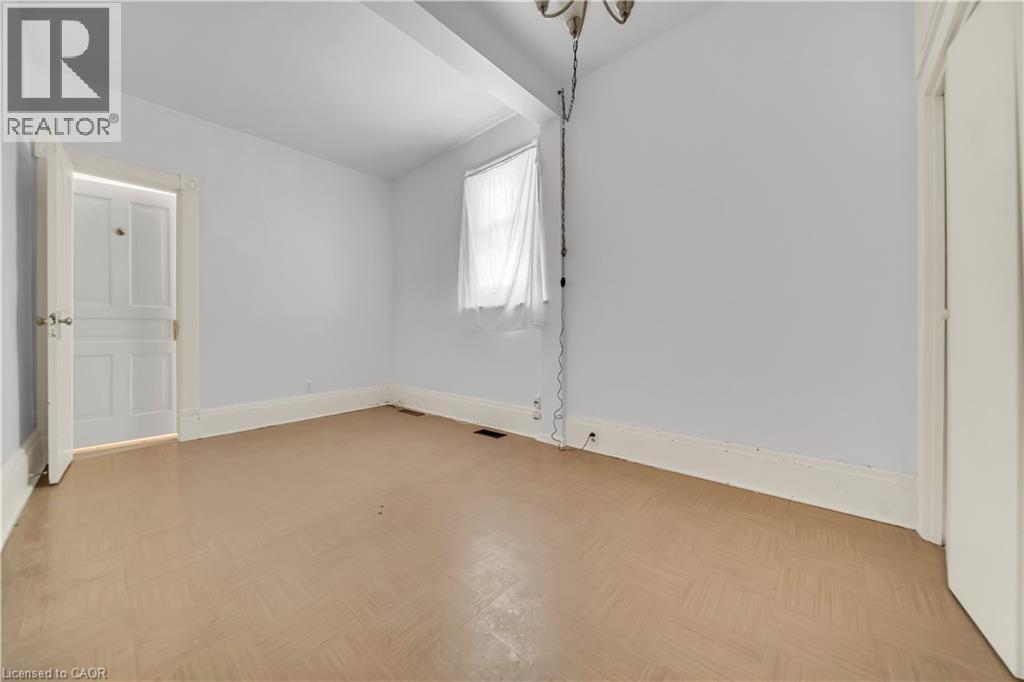 141 SAMUEL Street - 10