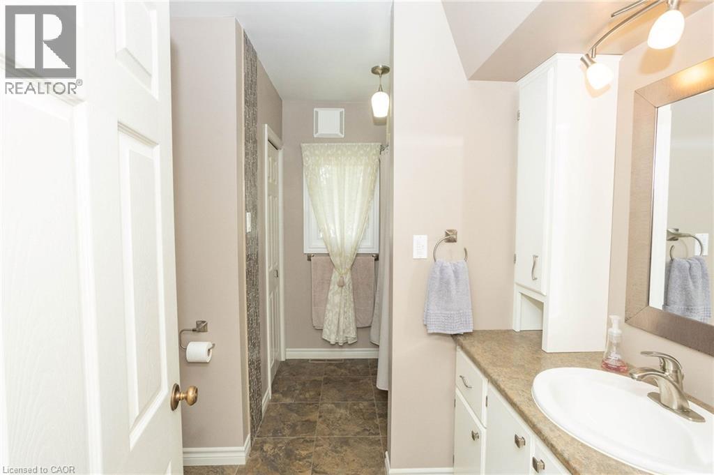 452 POLOJKO Drive - 23