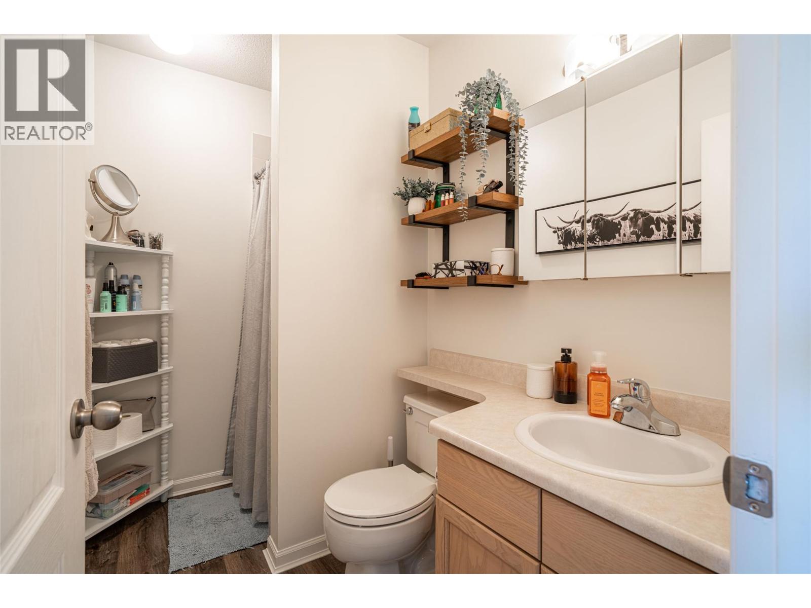 #407 3160 Casorso Road - 19