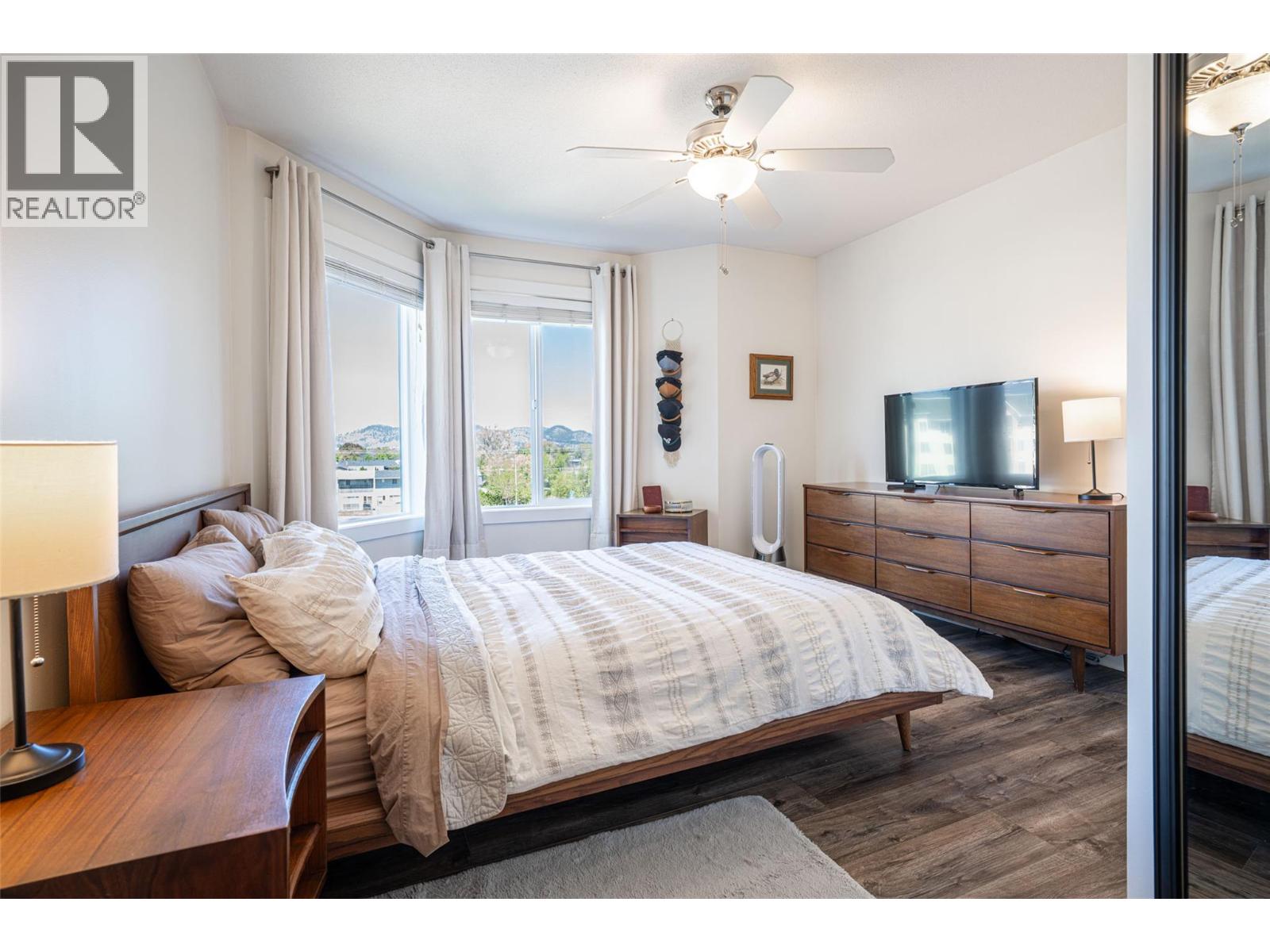 #407 3160 Casorso Road - 18