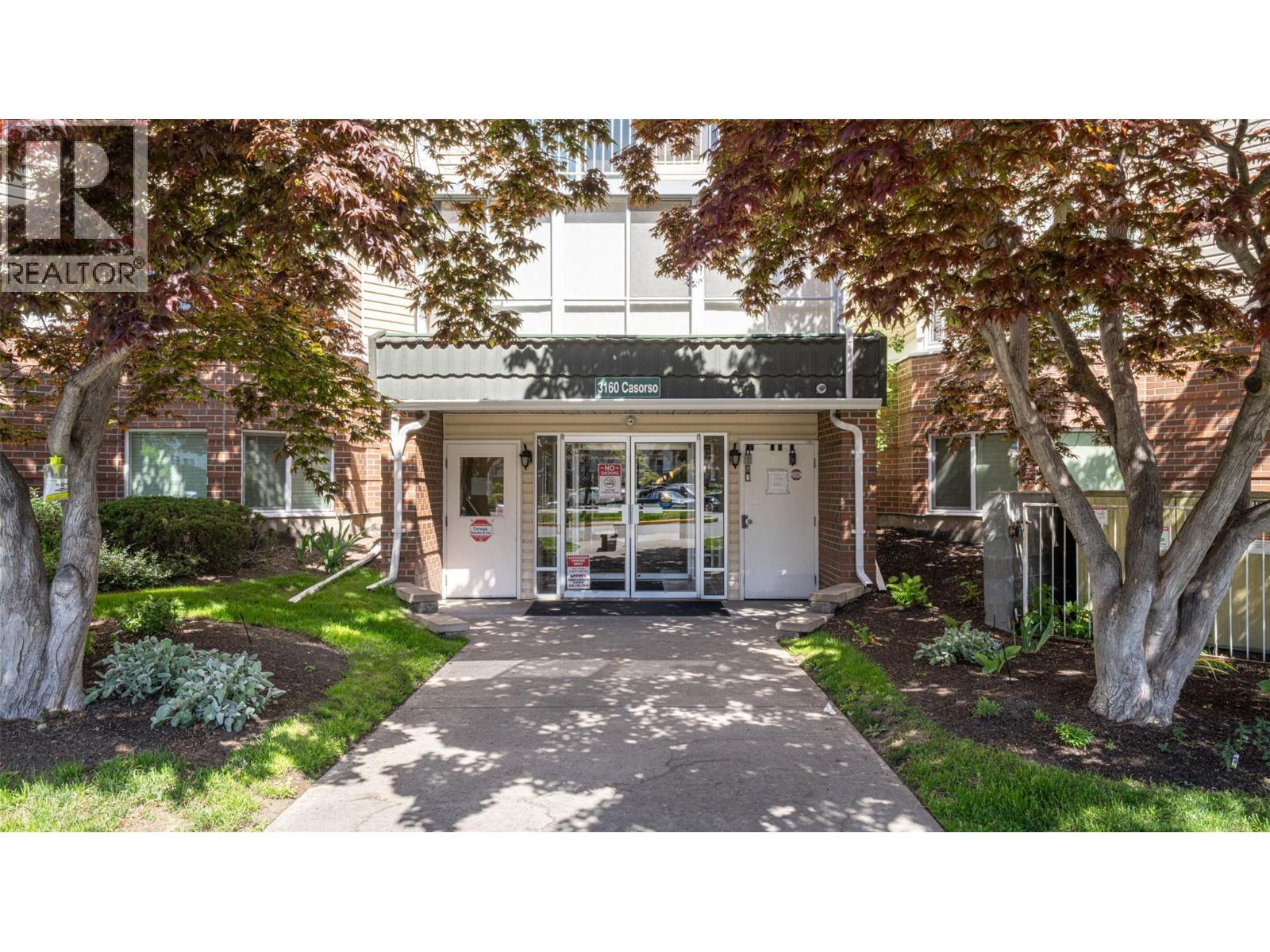 #407 3160 Casorso Road - 44