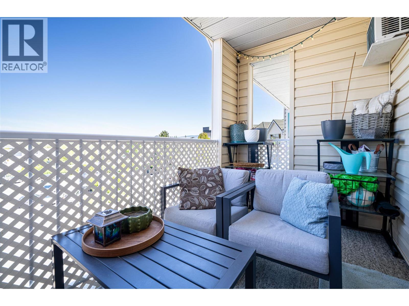 #407 3160 Casorso Road - 15