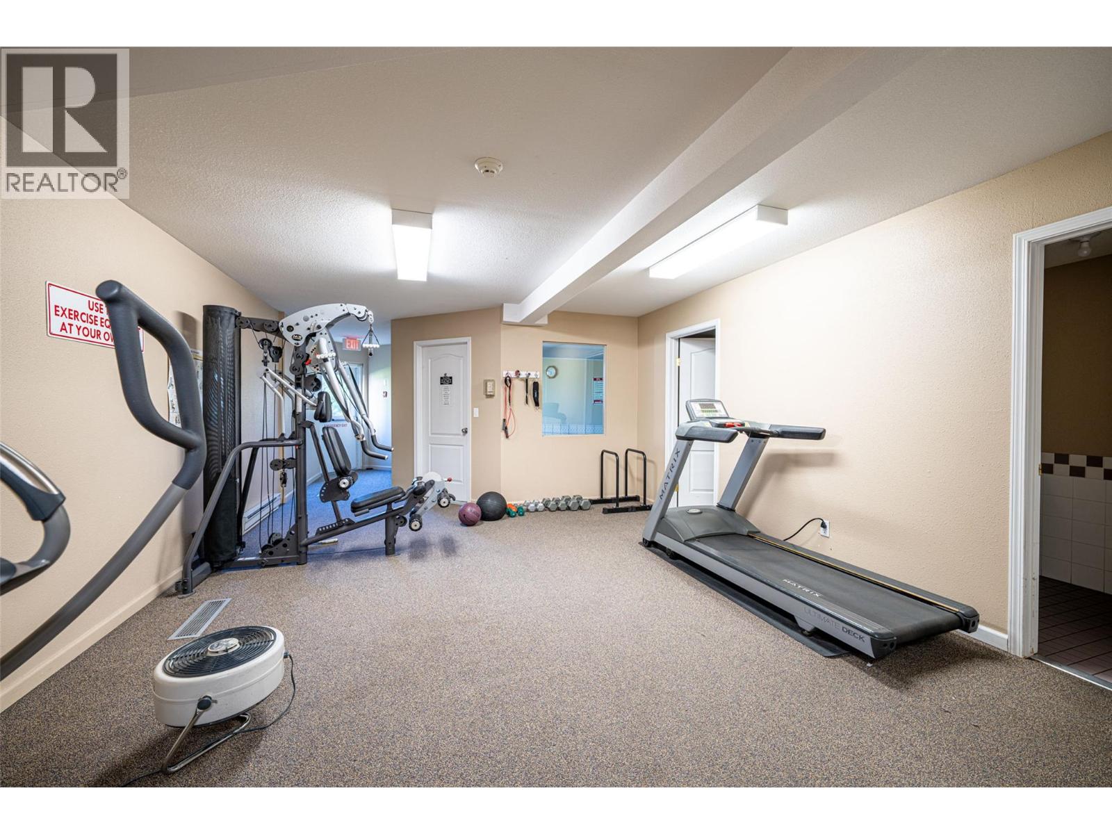 #407 3160 Casorso Road - 25