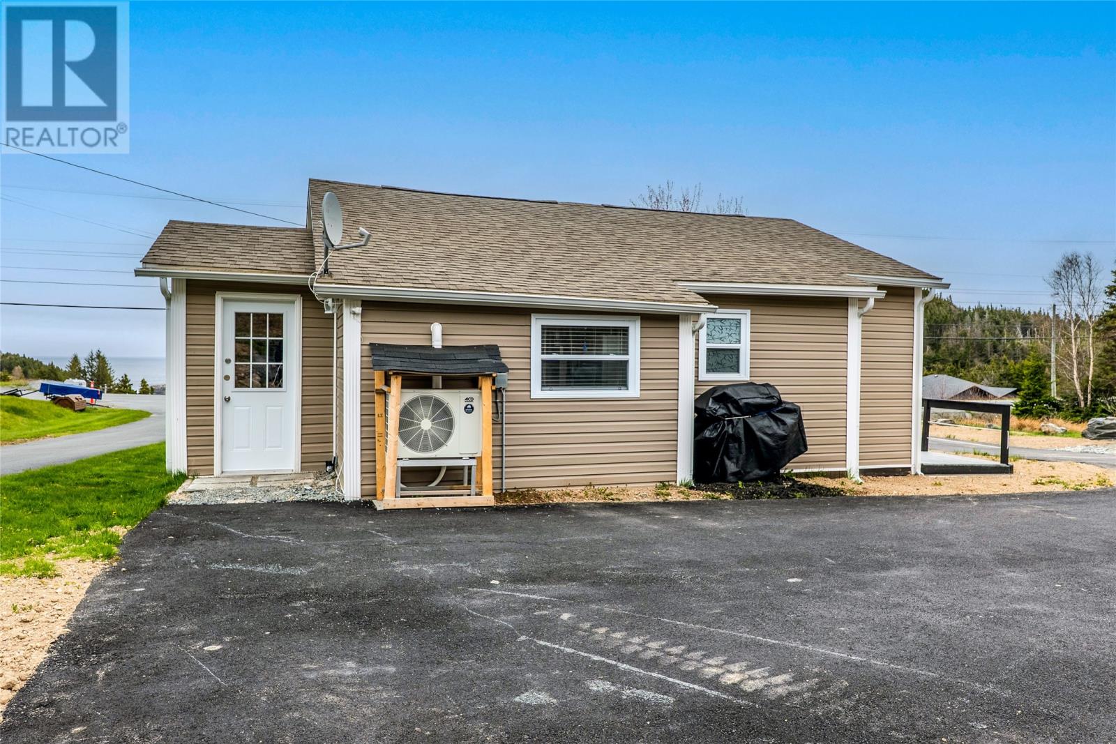 308 Main Road - 3