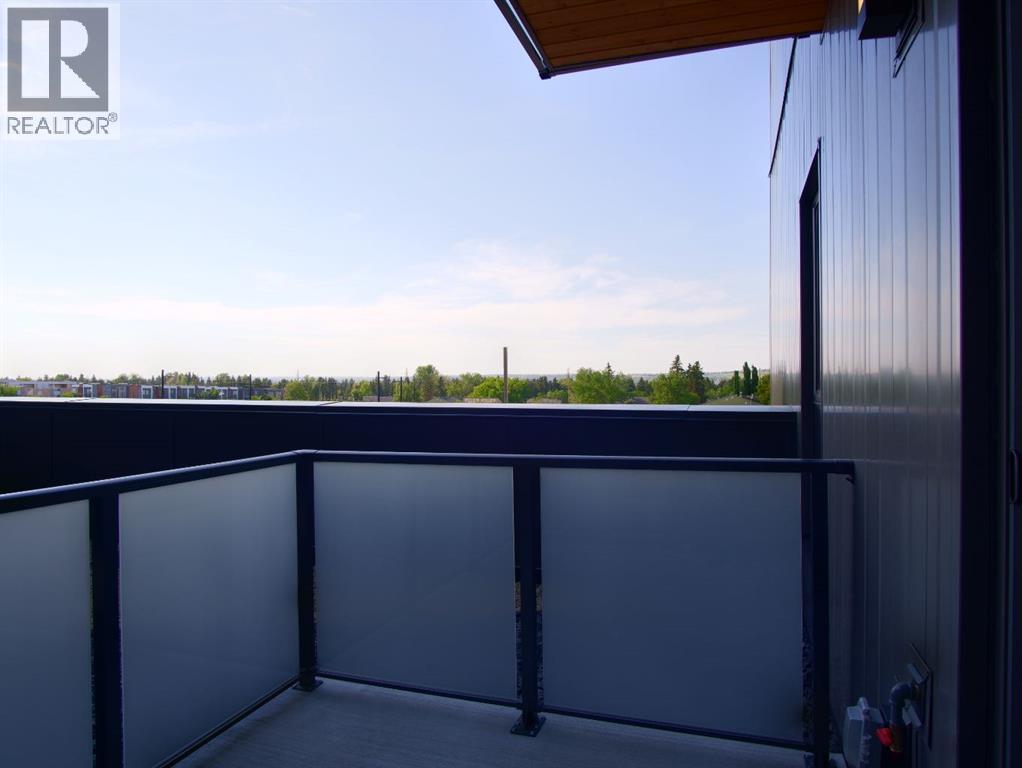 #217 3107 Warren Street - Image 10