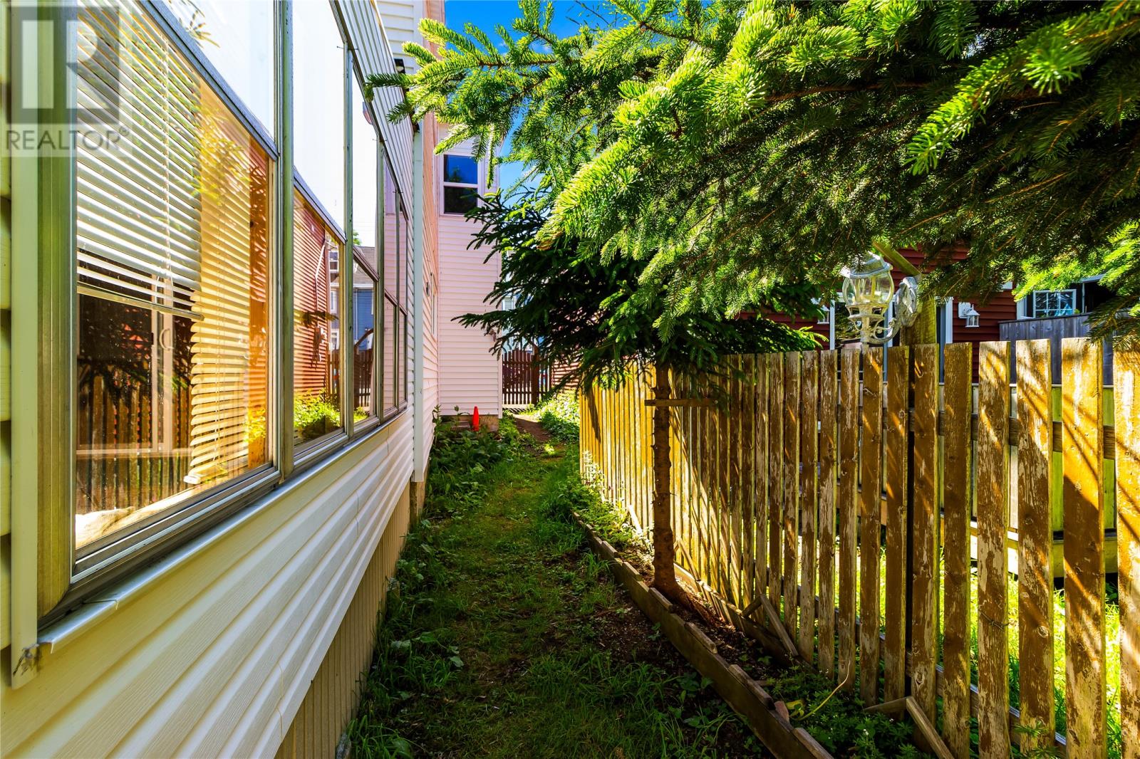 14 Feild Street - 24