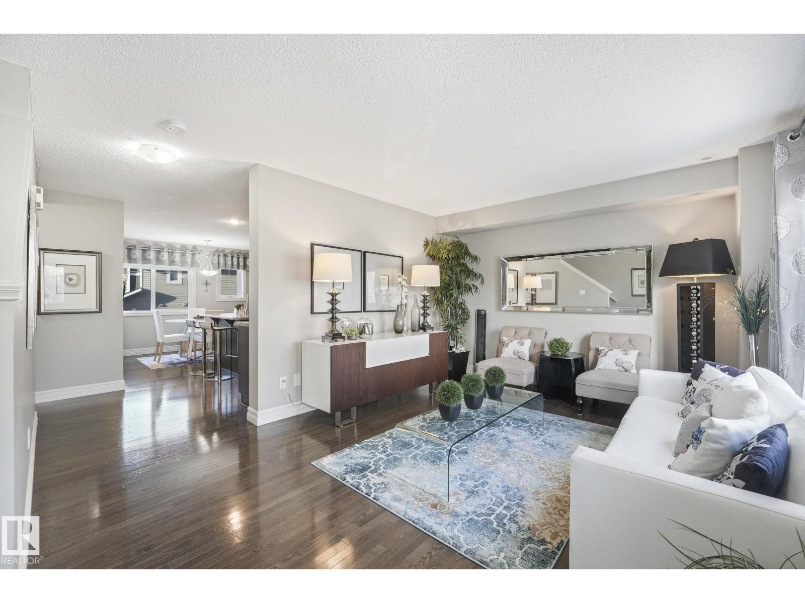 5505 3 AV SW - 12