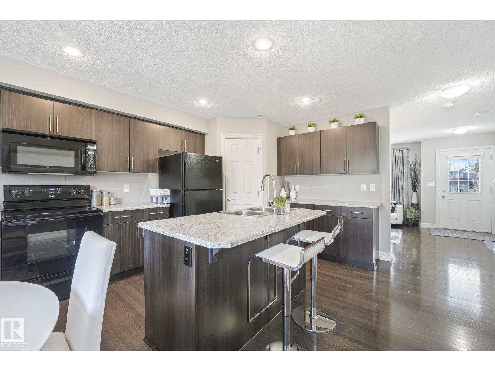 5505 3 AV SW - 14