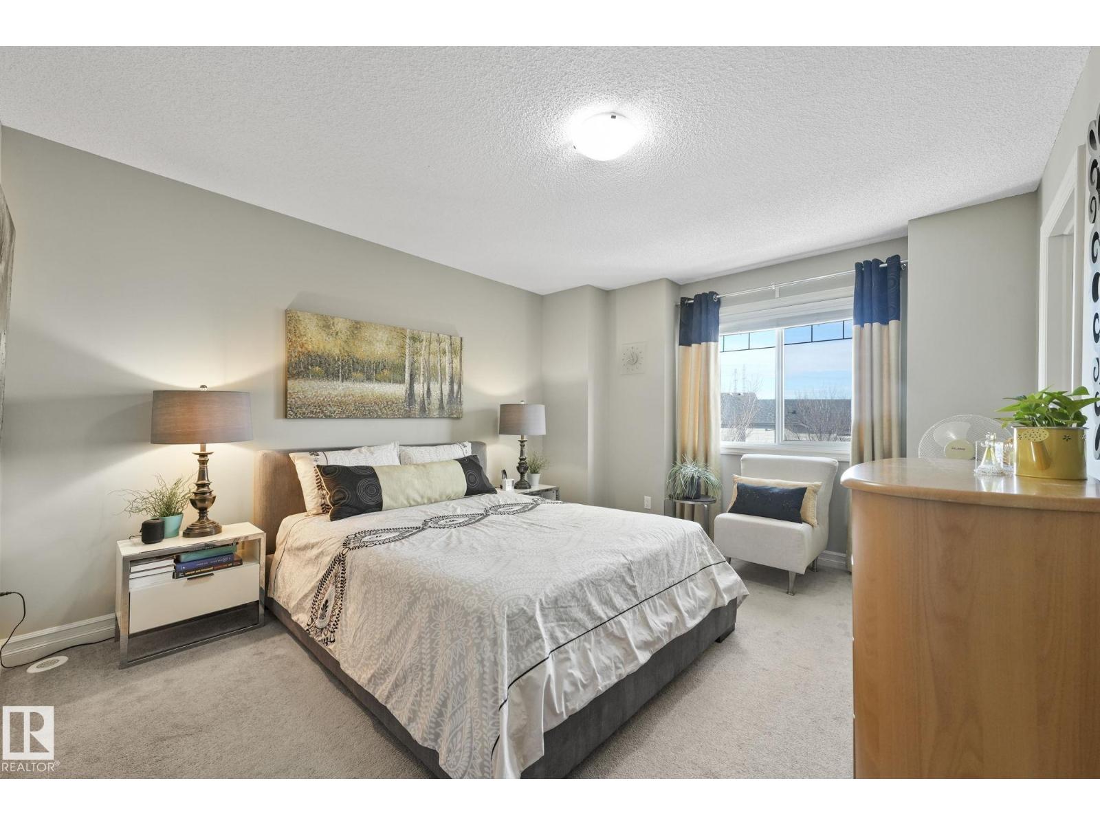 5505 3 AV SW - 24