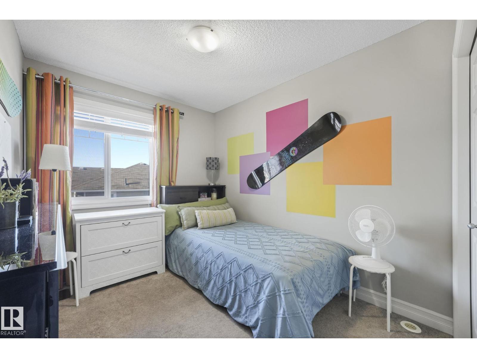 5505 3 AV SW - 33