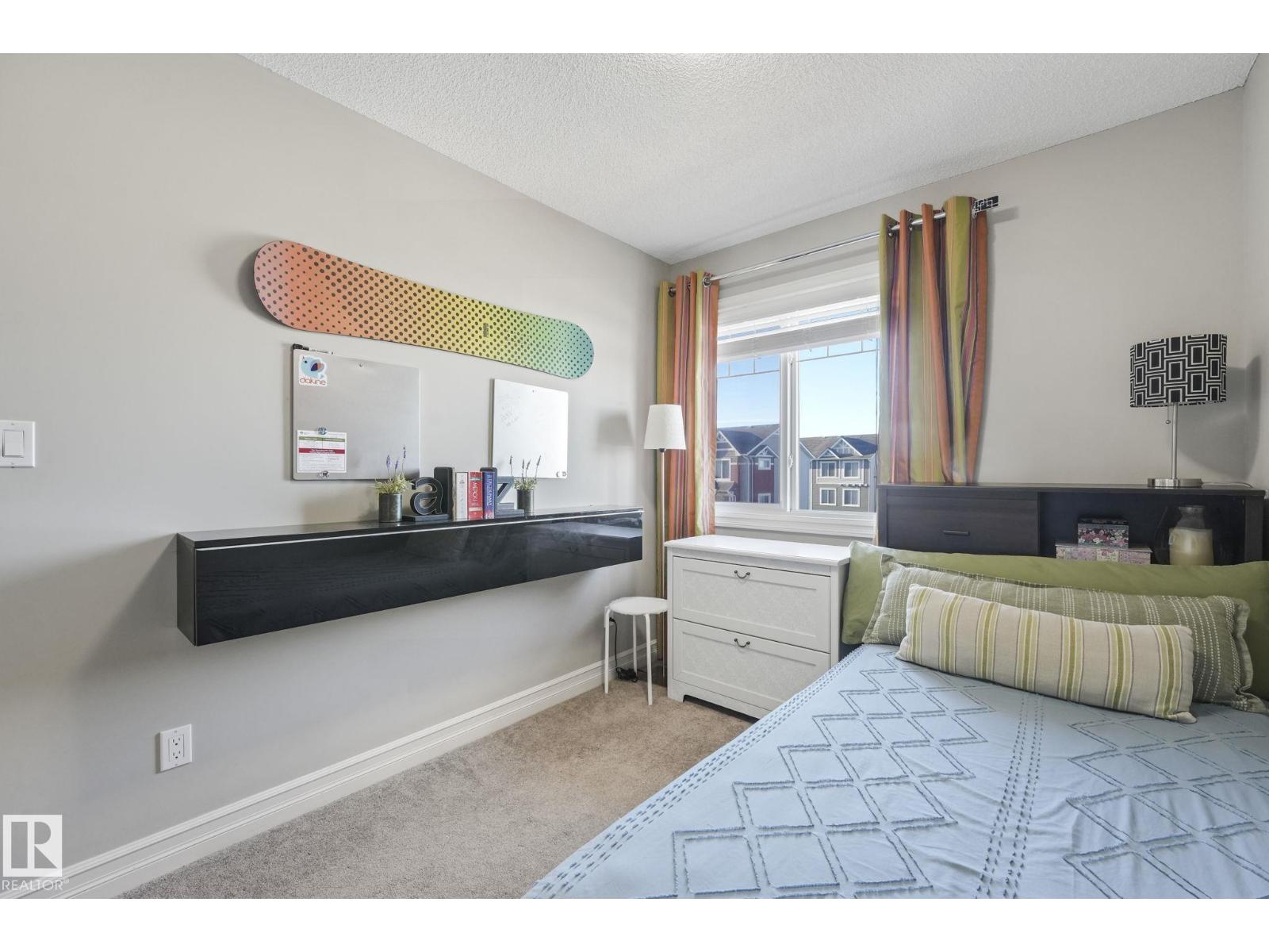 5505 3 AV SW - 34