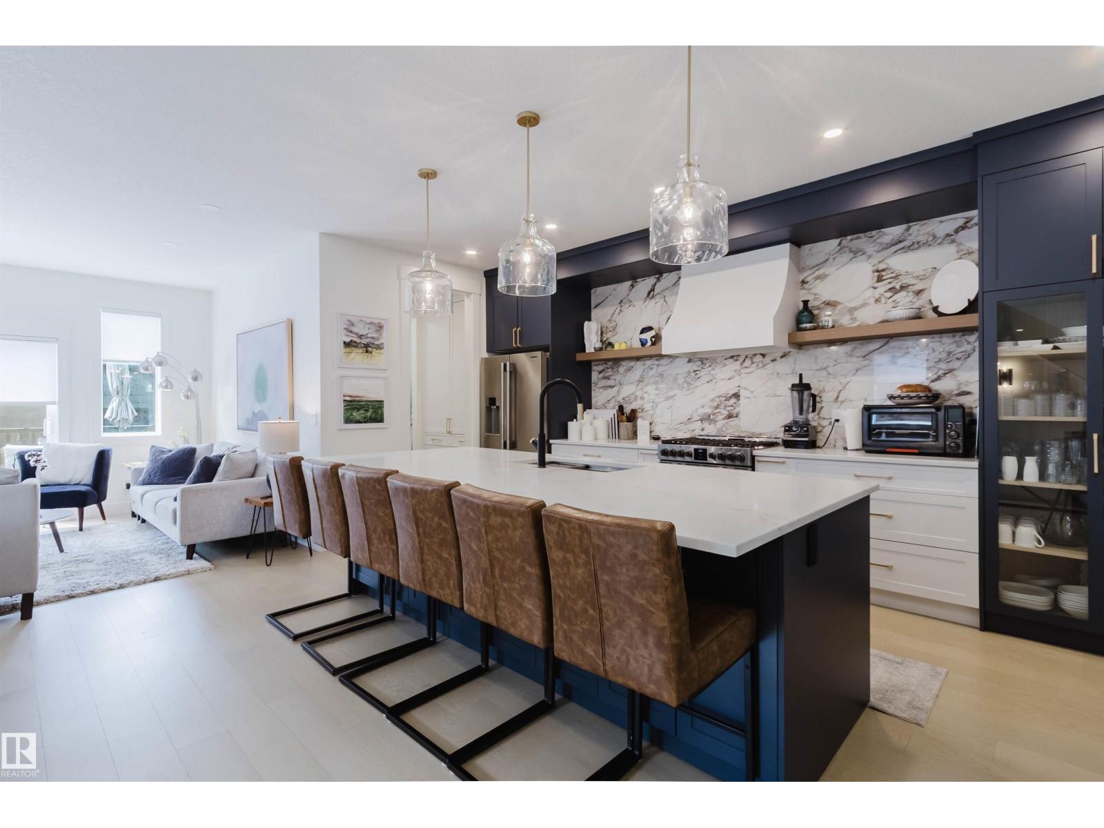 4140 122 ST NW - 16