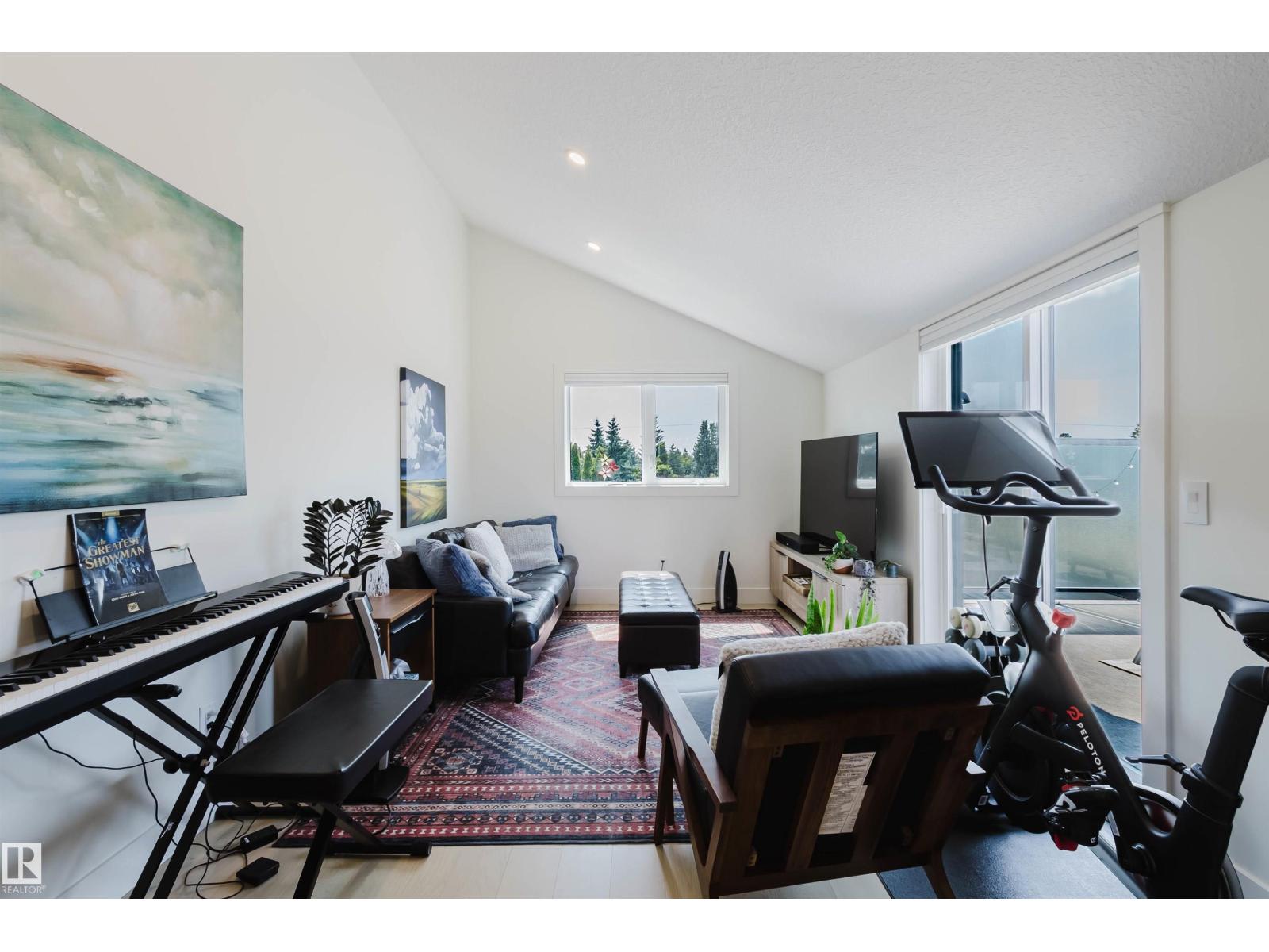4140 122 ST NW - 45