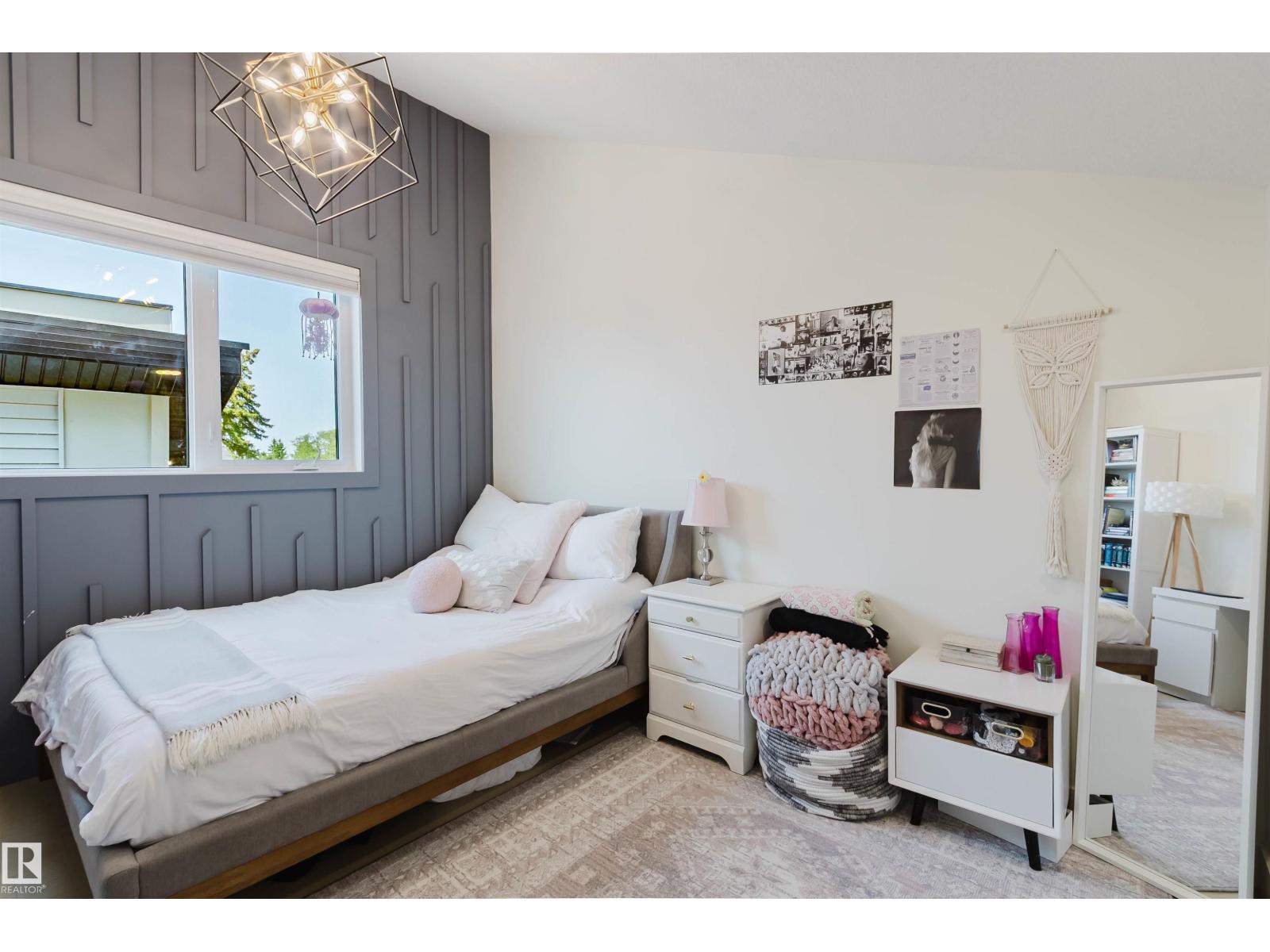 4140 122 ST NW - 47