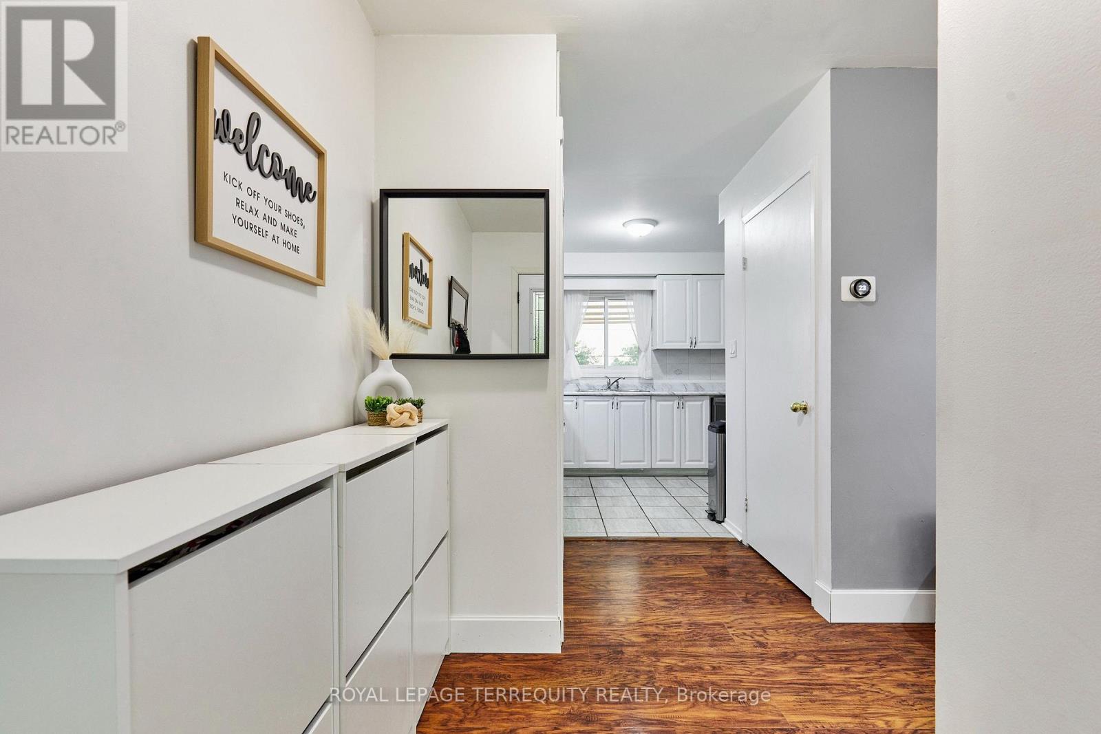 26 FIELD CRESCENT - Image 6
