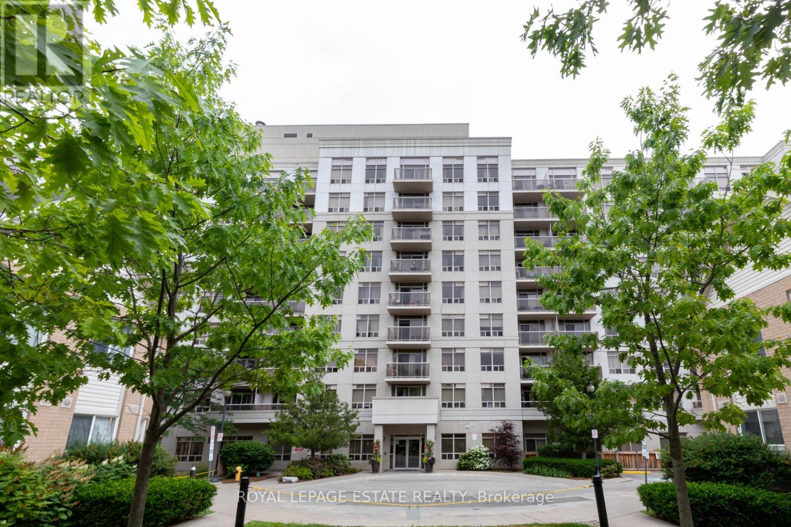 #822 3650 KINGSTON ROAD - 27