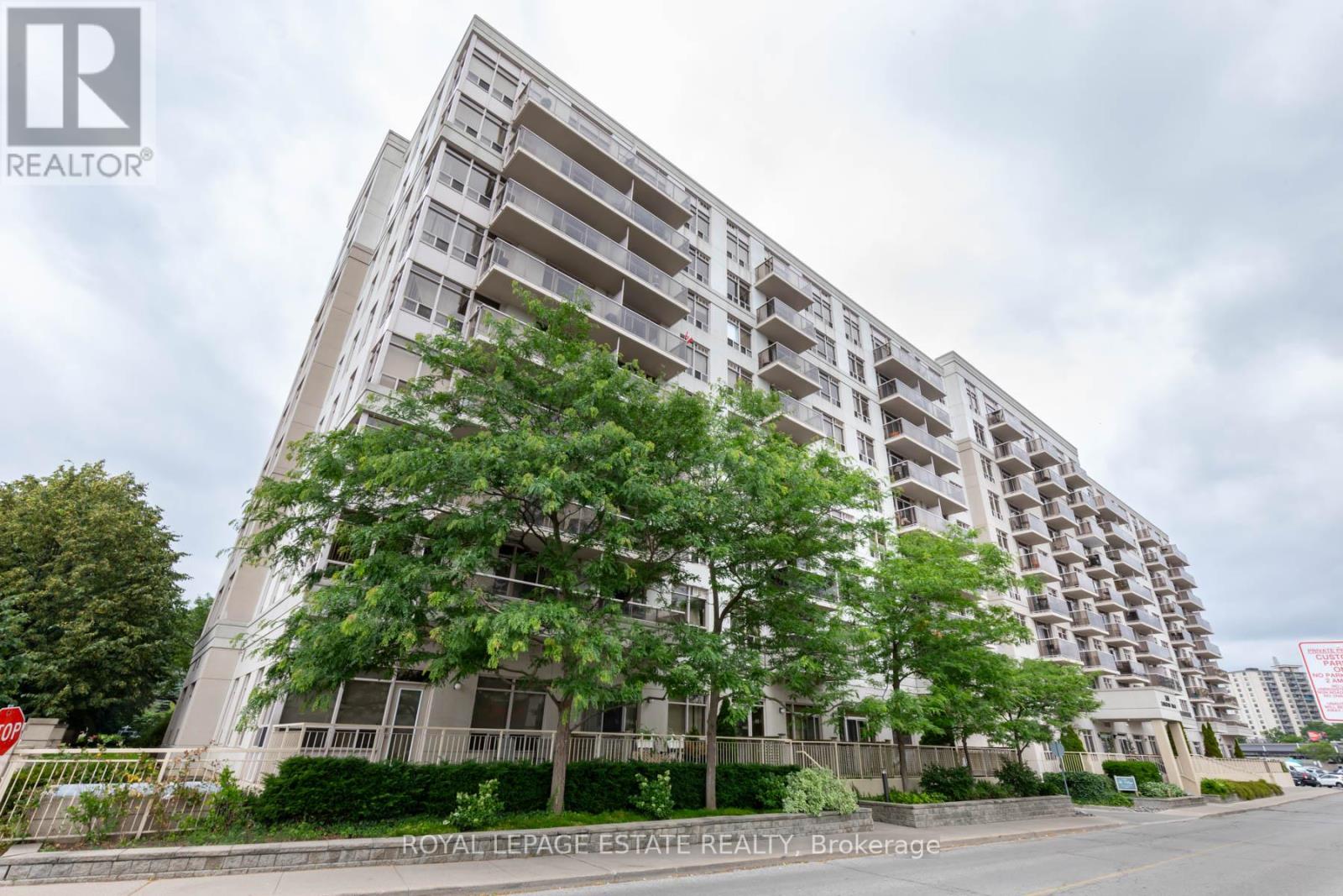 #822 3650 KINGSTON ROAD - 29