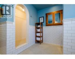 2075 Thompson Avenue, Rossland, BC V0G1Y0 Photo 21