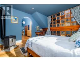 2075 Thompson Avenue, Rossland, BC V0G1Y0 Photo 37
