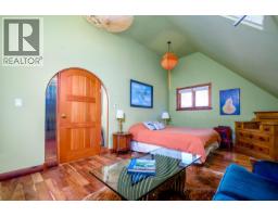 2075 Thompson Avenue, Rossland, BC V0G1Y0 Photo 43