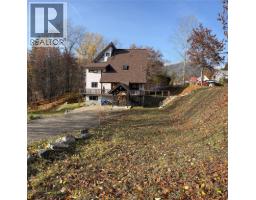 2075 Thompson Avenue, Rossland, BC V0G1Y0 Photo 60