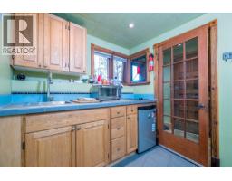 2075 Thompson Avenue, Rossland, BC V0G1Y0 Photo 52