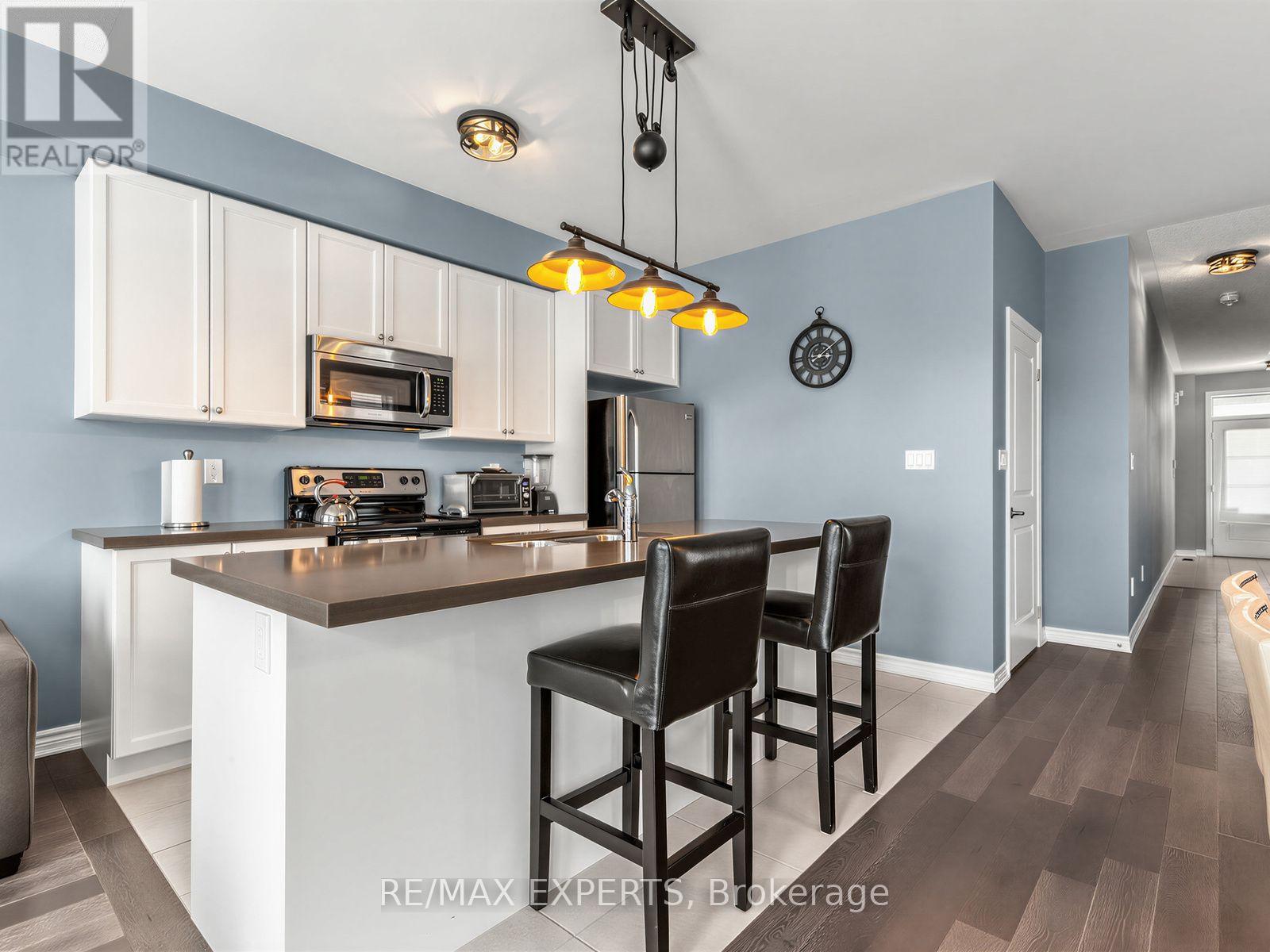 52 VEDETTE WAY - 11