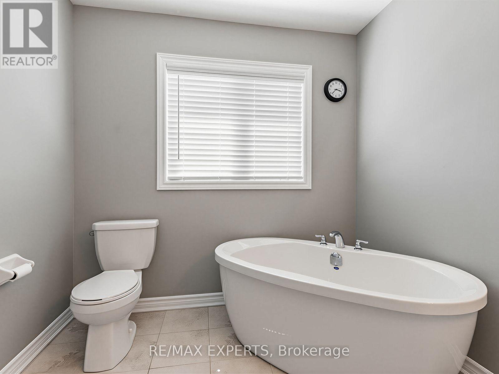52 VEDETTE WAY - 20