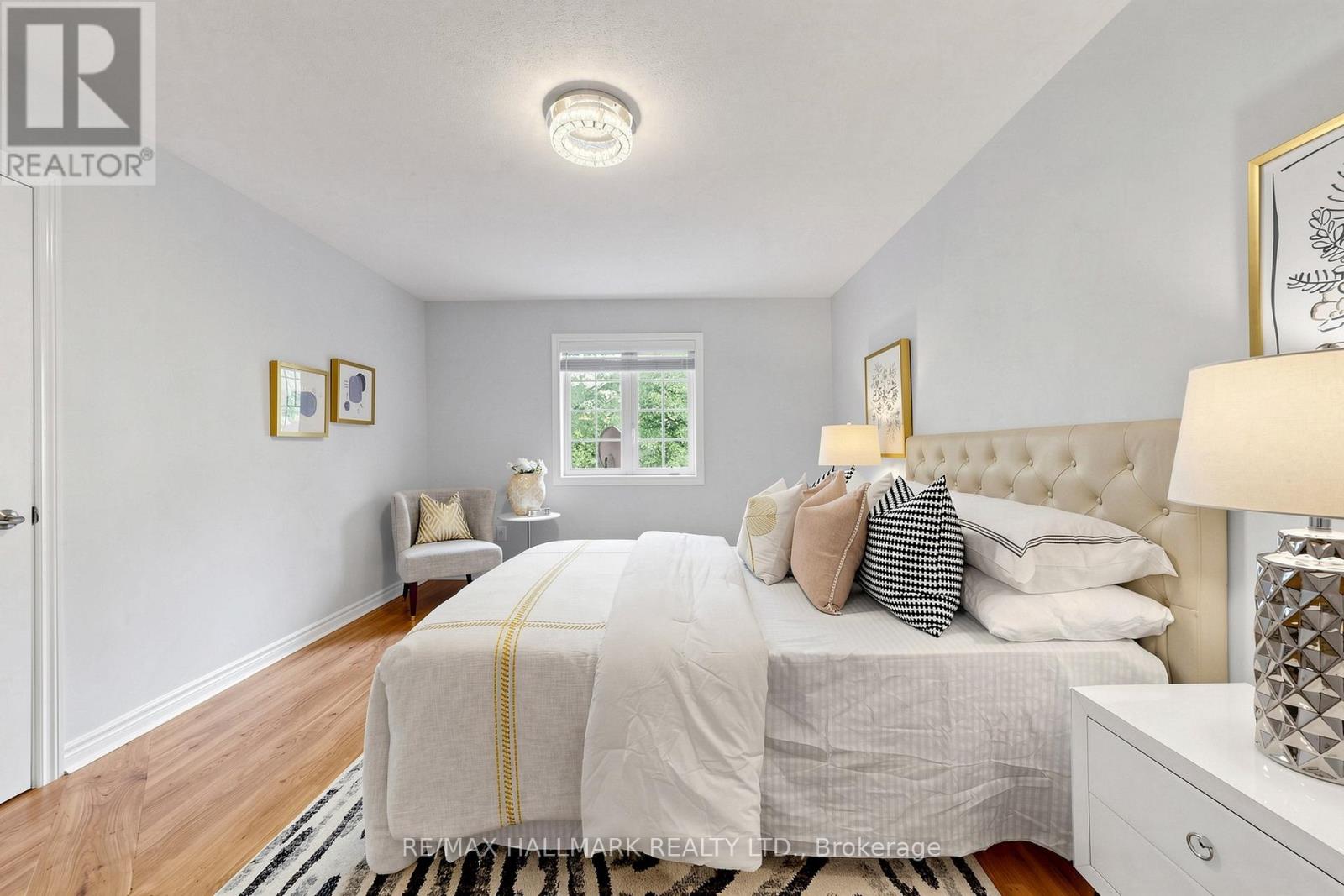 #222 23 OBSERVATORY LANE - 18
