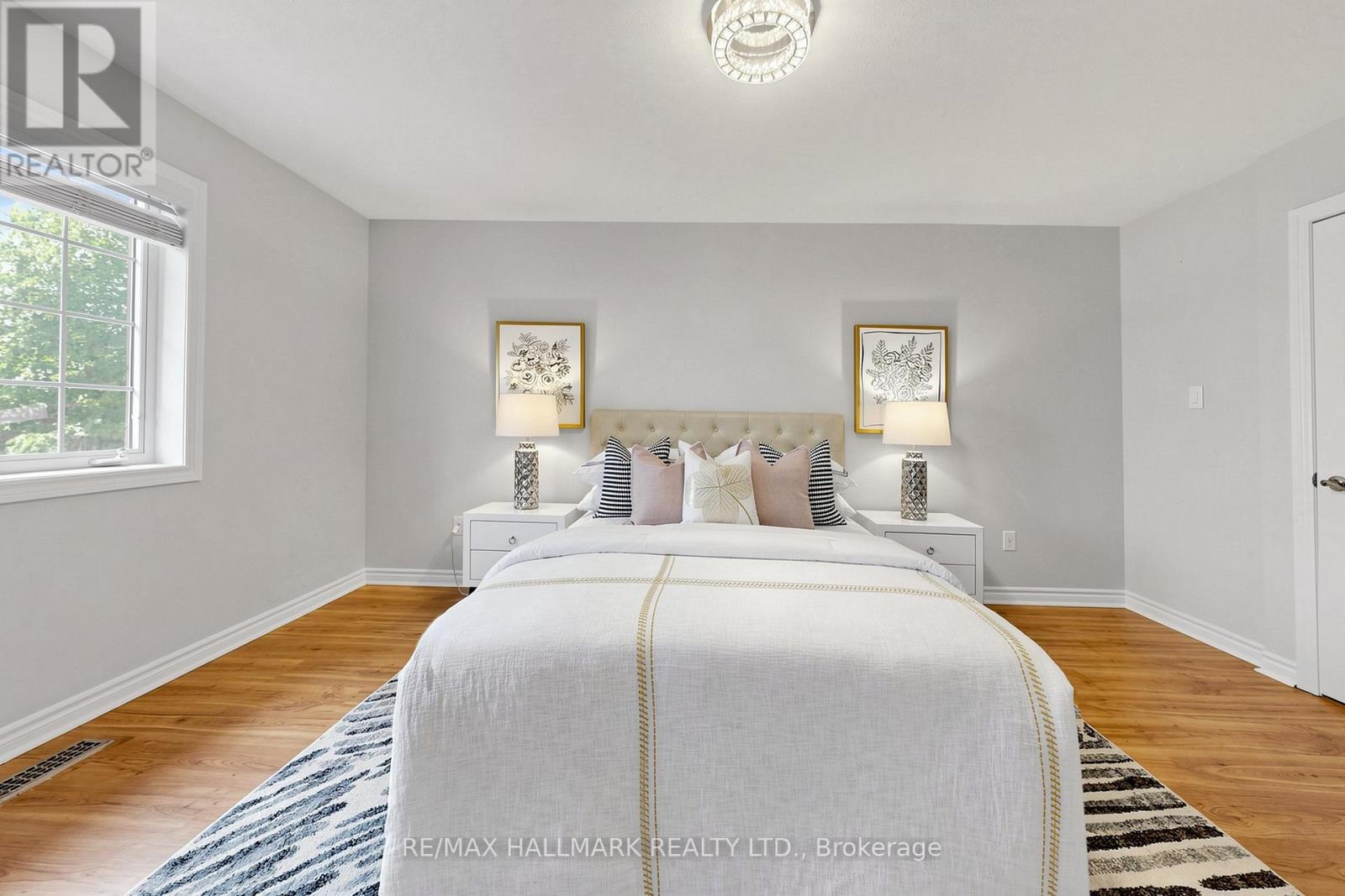 #222 23 OBSERVATORY LANE - 19