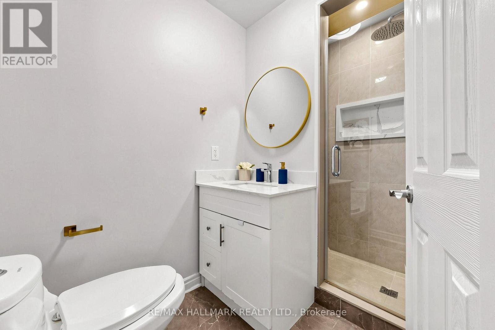 #222 23 OBSERVATORY LANE - 21