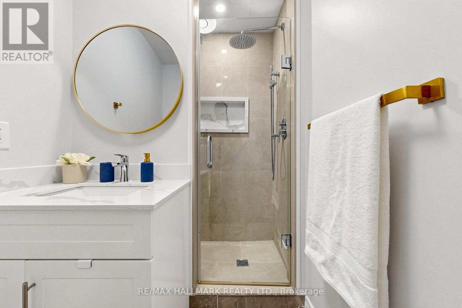 #222 23 OBSERVATORY LANE - 22