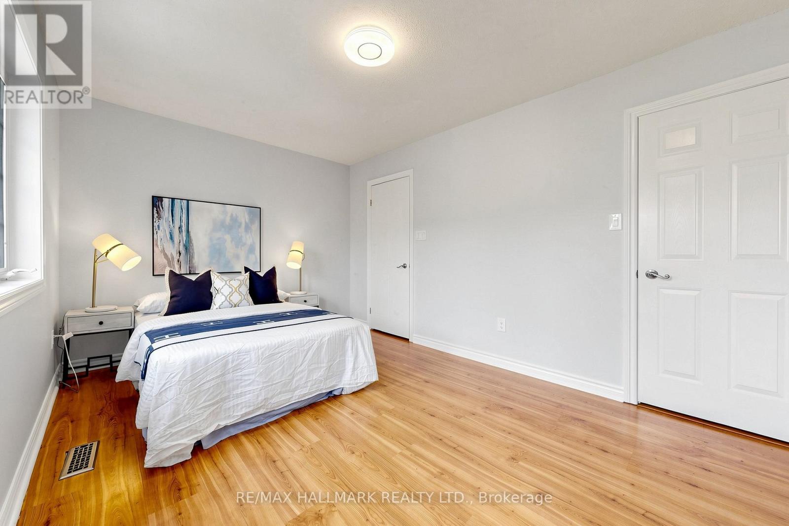 #222 23 OBSERVATORY LANE - 25