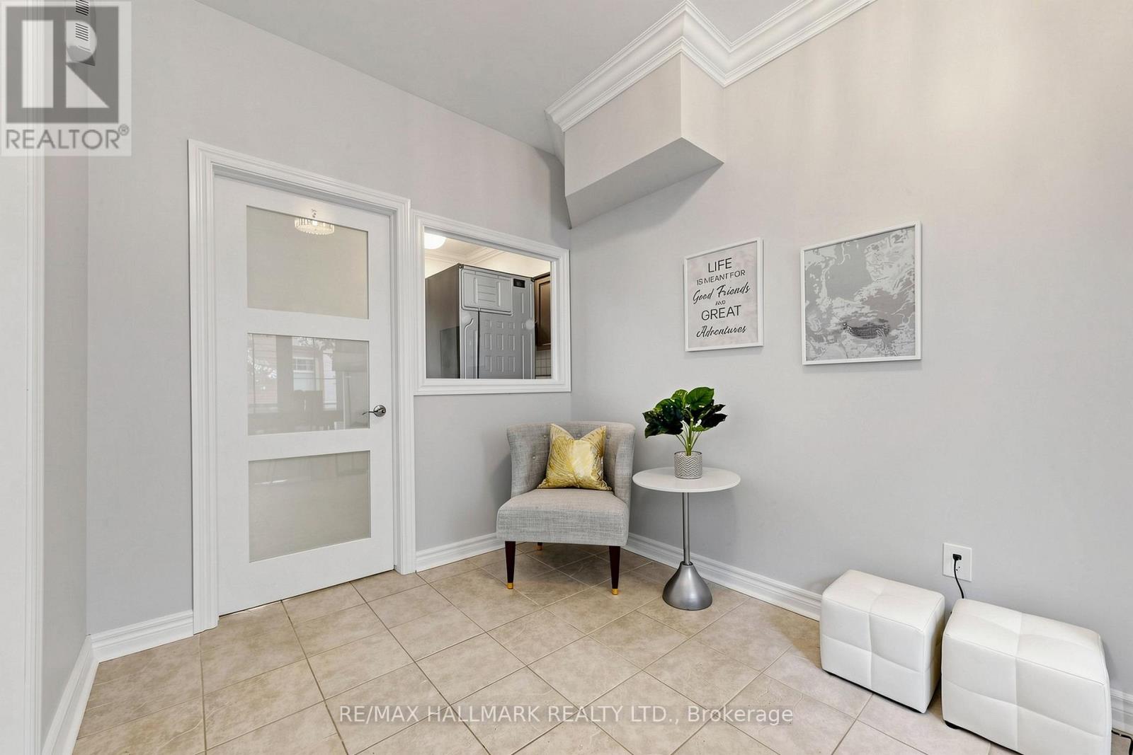 #222 23 OBSERVATORY LANE - 33