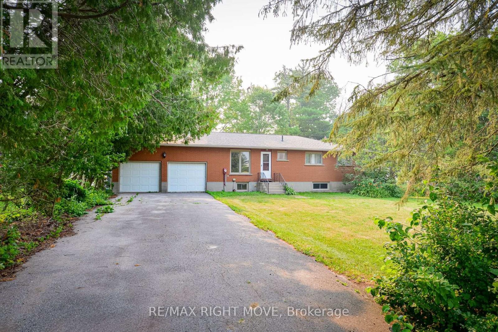 3877 WOOD AVENUE - 1