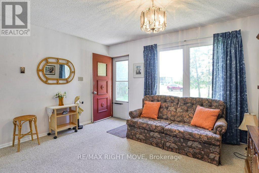 3877 WOOD AVENUE - 15
