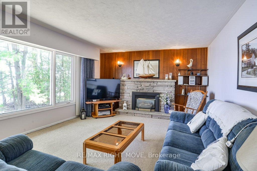 3877 WOOD AVENUE - 22