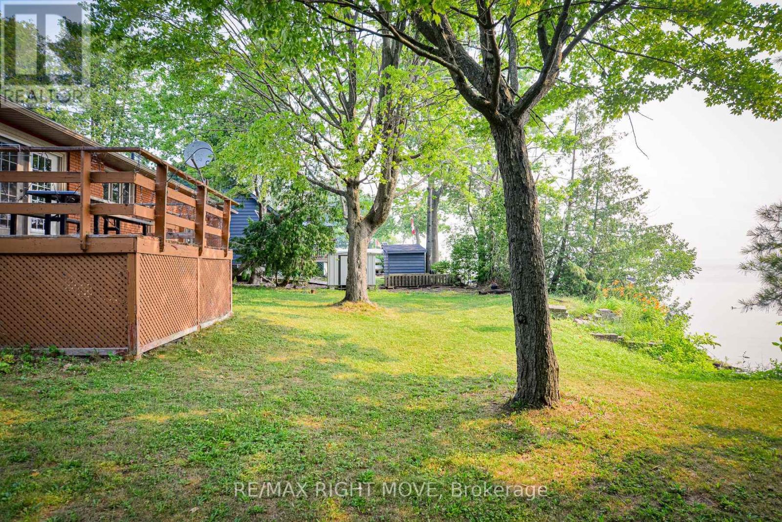 3877 WOOD AVENUE - 9