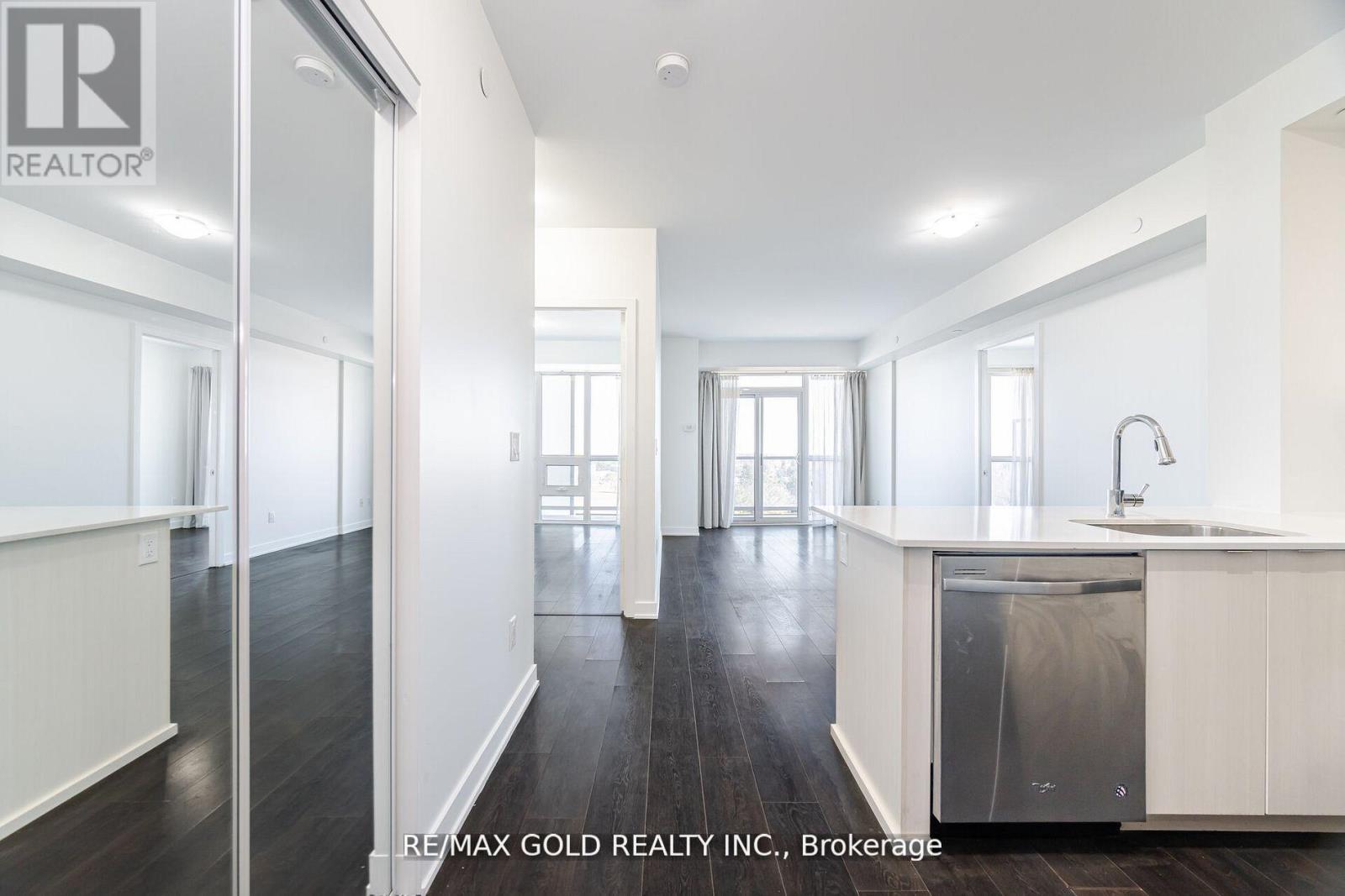 #607 4633 GLEN ERIN DRIVE - Image 7