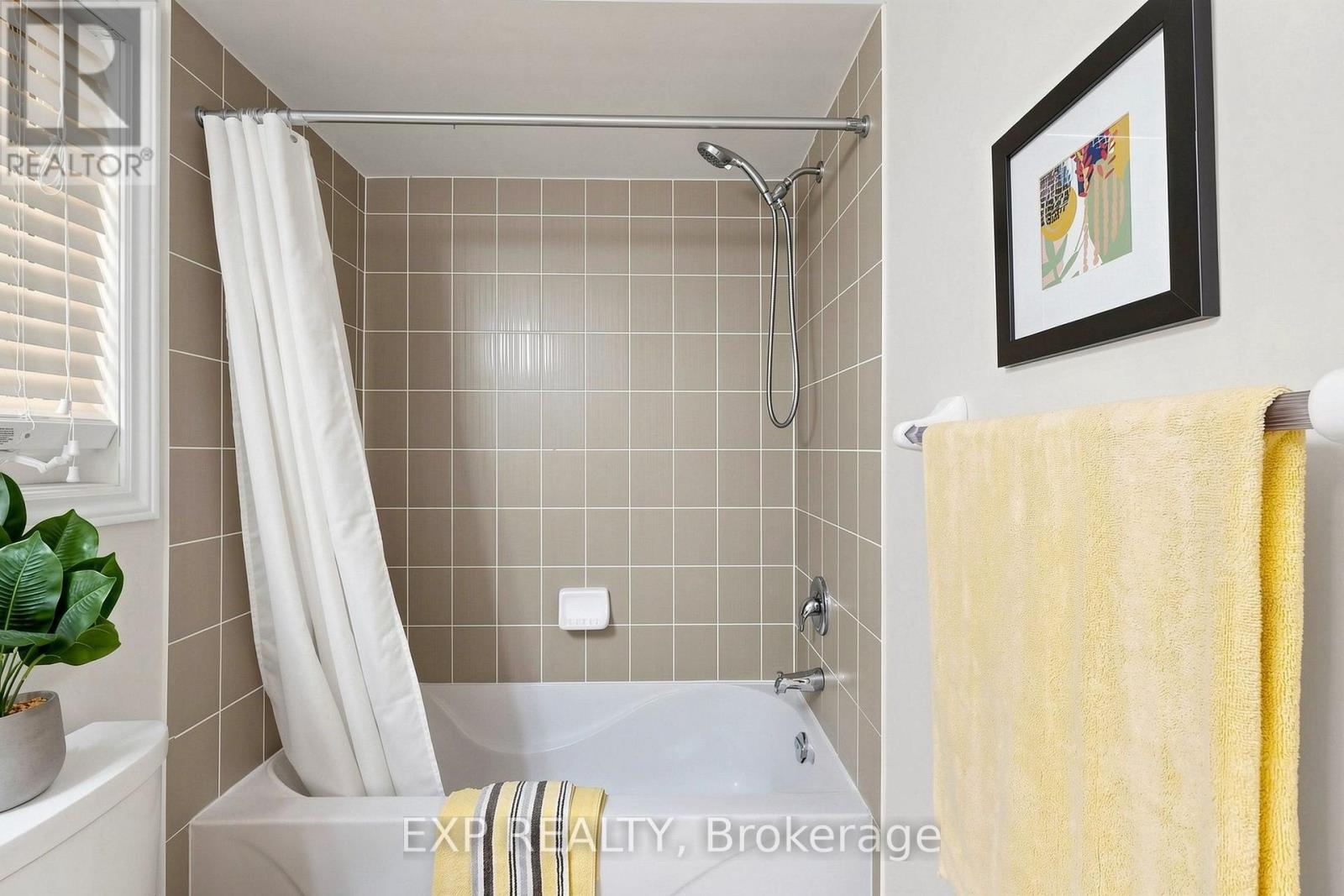 27 HATTON COURT - Image 29