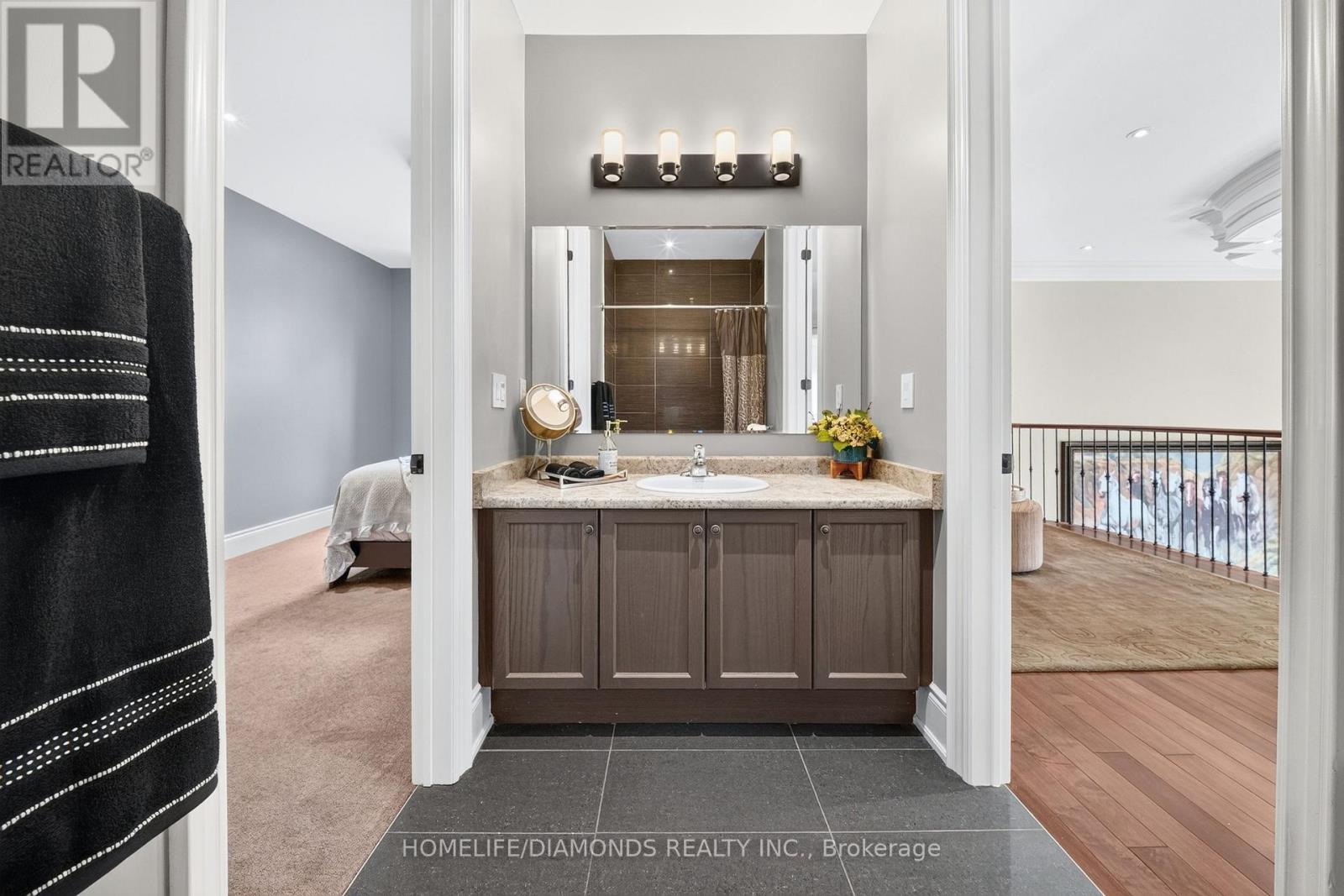 115 LATANIA BOULEVARD - 42