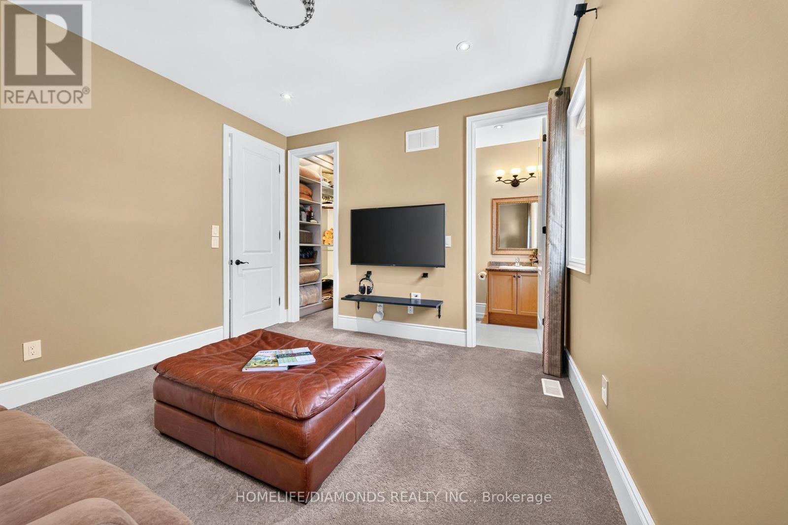 115 LATANIA BOULEVARD - 43