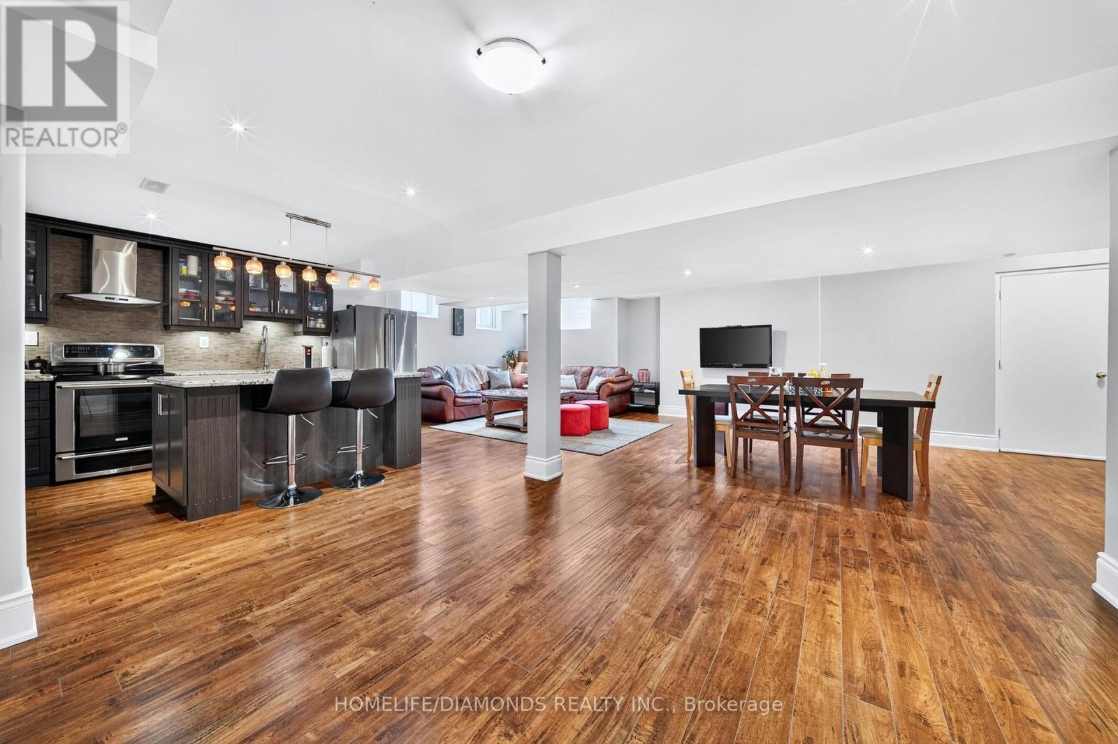 115 LATANIA BOULEVARD - 48