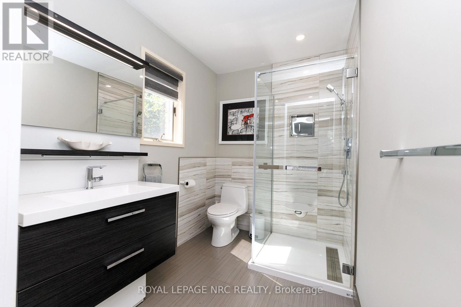 15 PETRONELLA PARKWAY - 31