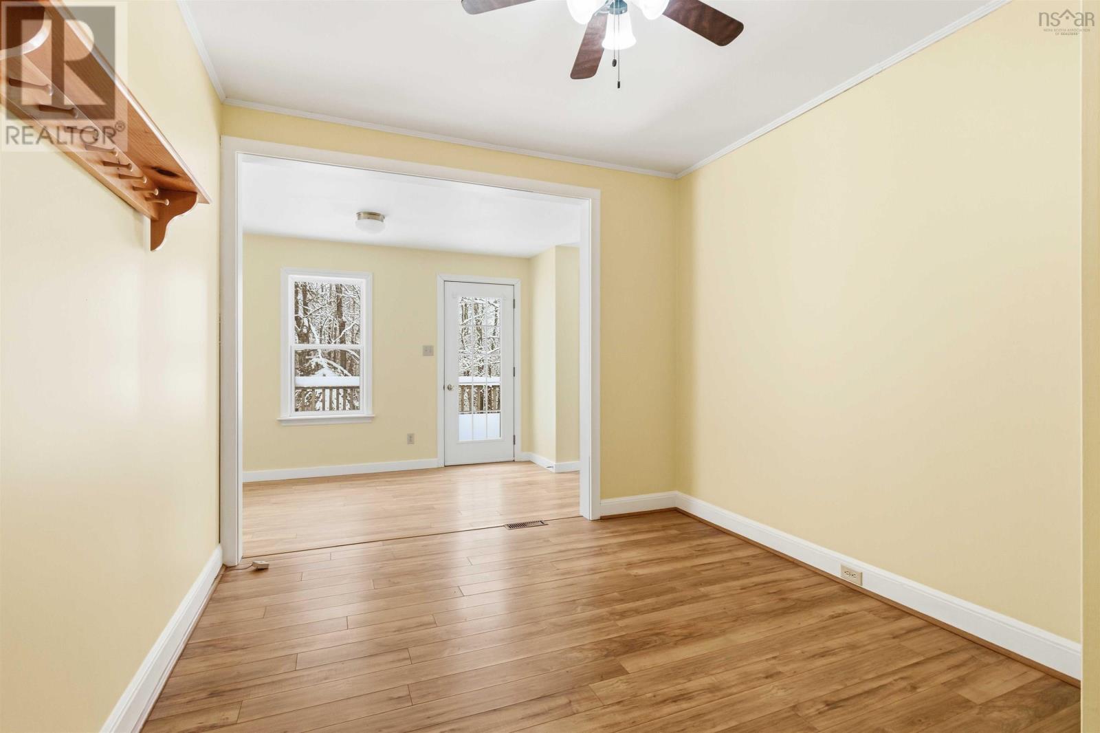 10 West Caledonia Road - 12